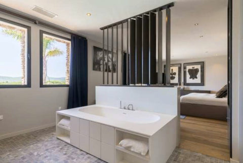 SAINT TROPEZ-VINEYARDS-3884090-EN-CLIENT