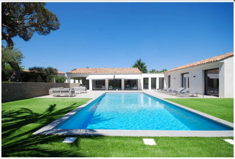 ST TROPEZ-CLOSE CENTER-9134382-EN-CLIENT