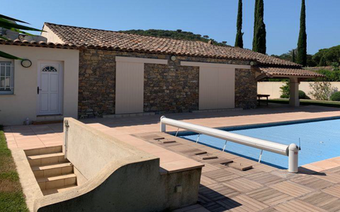SAINT TROPEZ-CLOSE CENTER-0005VM-EN