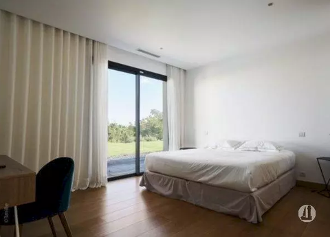 ST TROPEZ -SEA VIEW-5037VA-EN